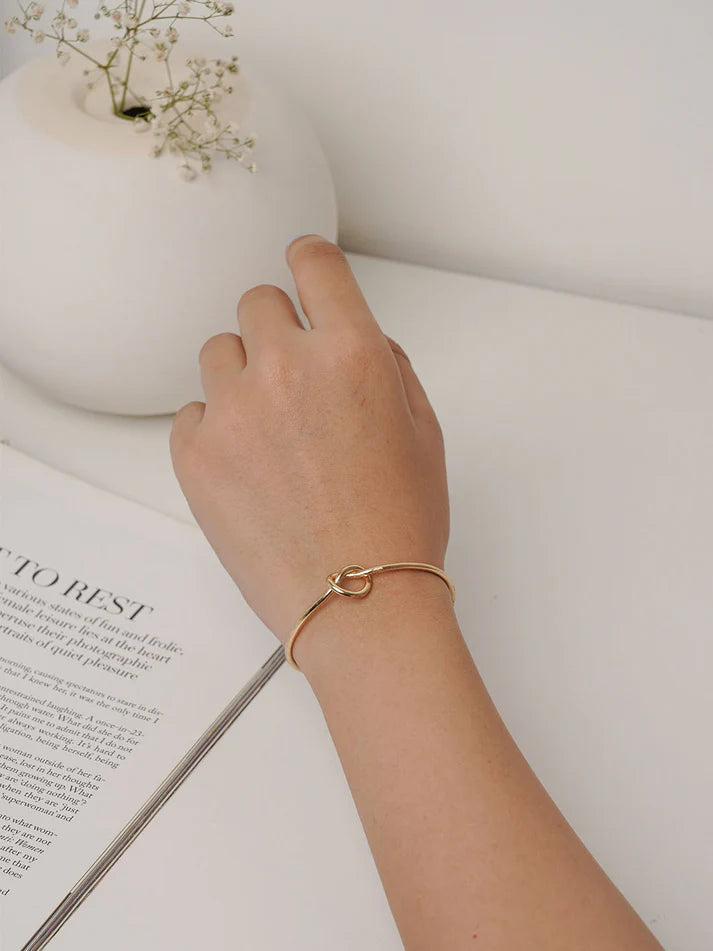 Knot Bracelet brass