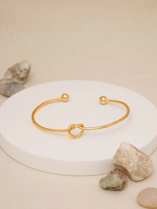 Knot Bracelet brass