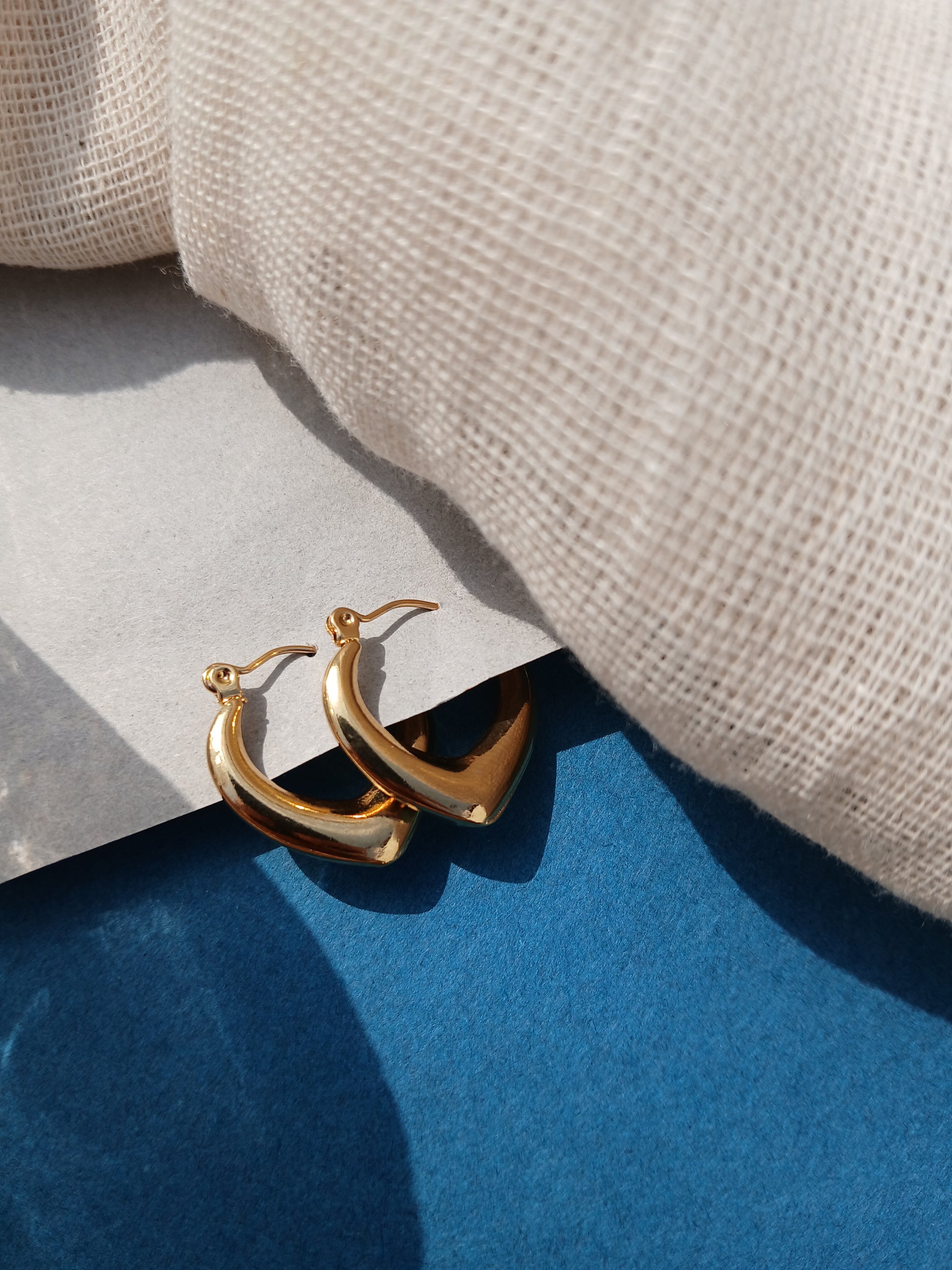 Heart shape earrings (Anti Tarnish)