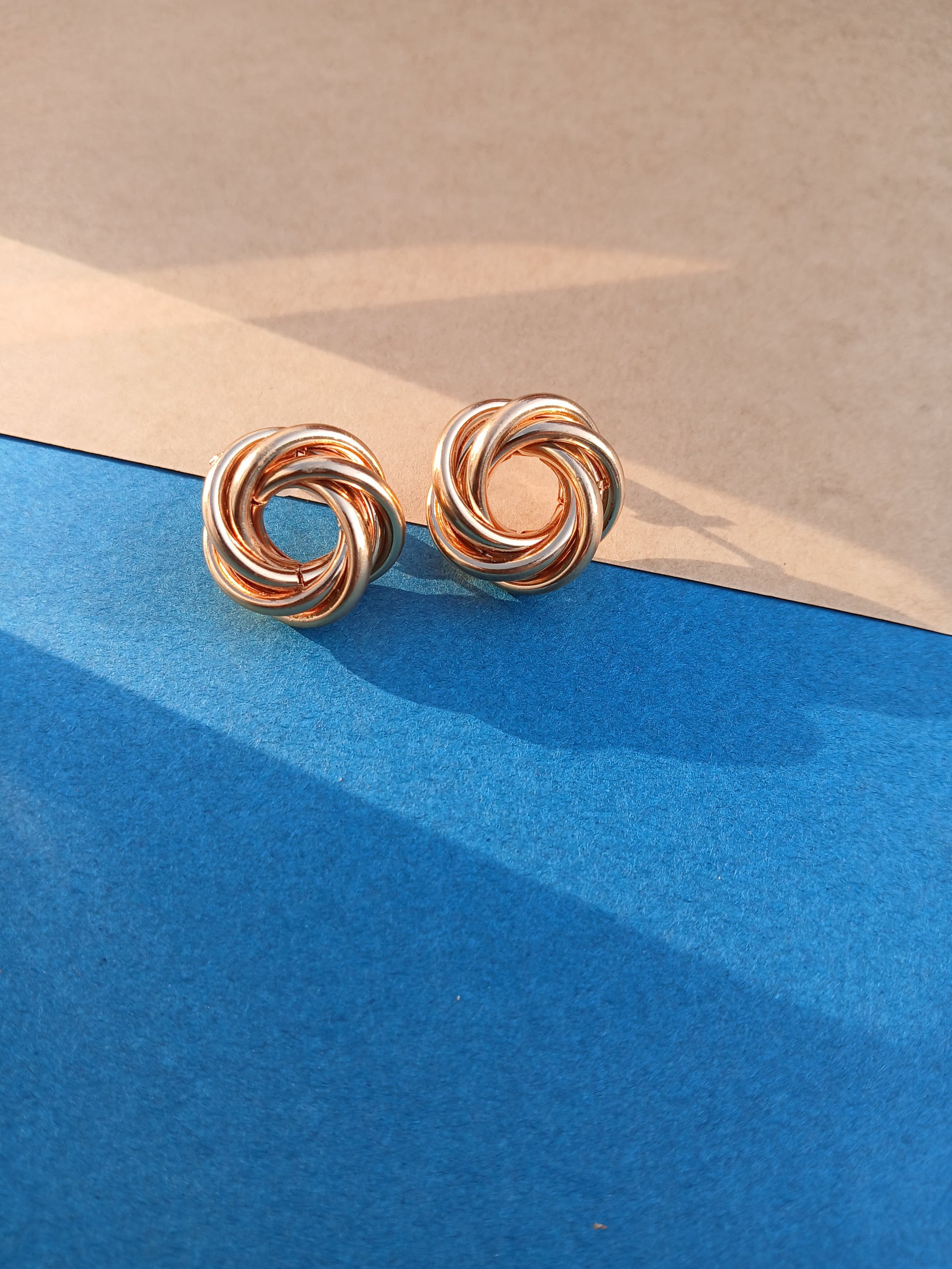 Round Tubular Nest Earrings